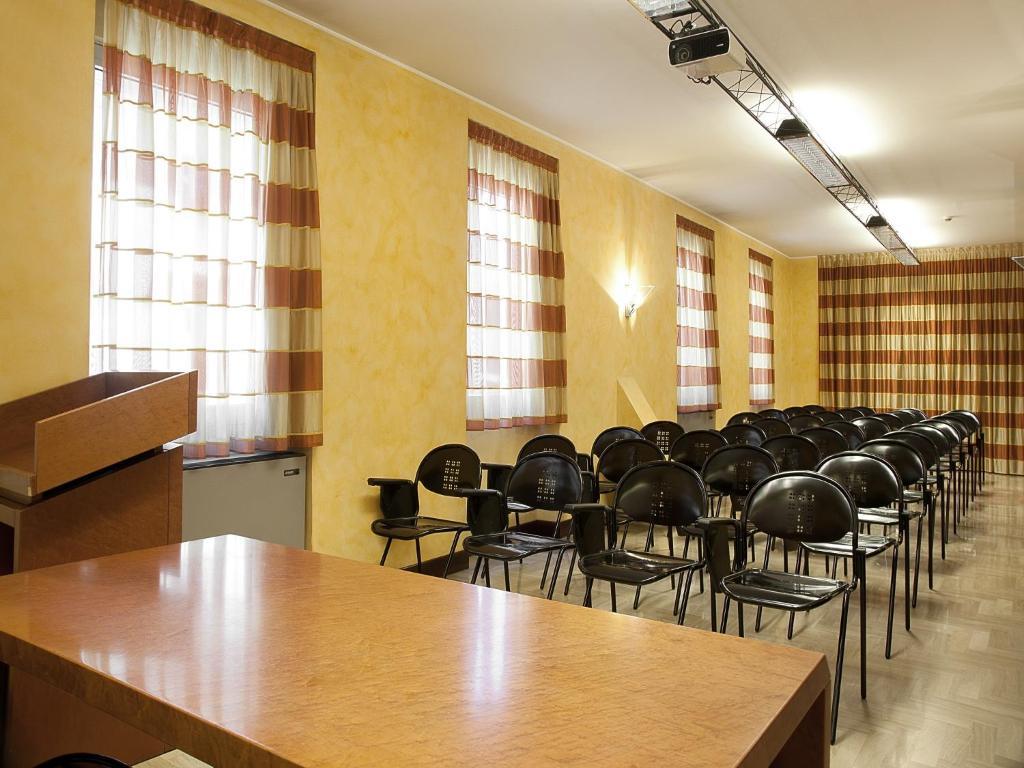 City Hotel Varese Exterior photo