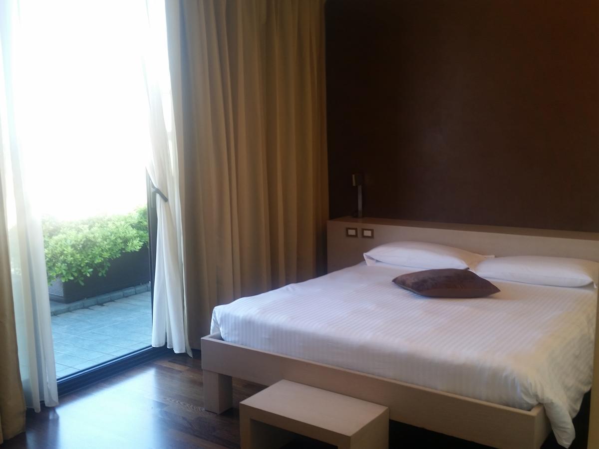 City Hotel Varese Exterior photo